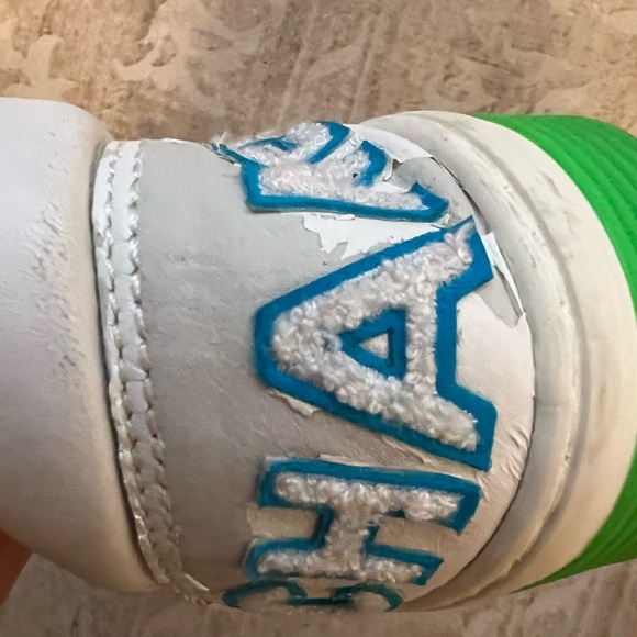 Chanel neon sneakers! Sz 38.5 - Picture 13 of 15